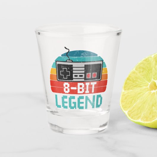 8-bit Legend - Retro Gamer Shot Glas (Voorkant)