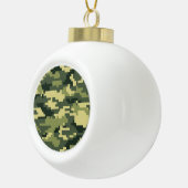 8-bits Pixel Digital Woodland Camouflage / Camo Keramische Bal Ornament (Rechts)