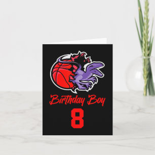 8 jaar oud verjaardag jongen voor basketbal en din kaart