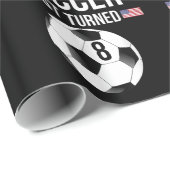 8 jaar oud verjaardagscadeau voor voetbaljongens cadeaupapier (Rol Hoek)