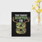 8 jaar oude jager 8e geboortedag Deer Hunter Kaart (Gele Bloem)