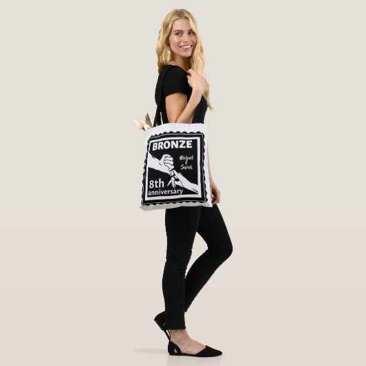8 jaar traditioneel cadeau brons tote bag (Op model)