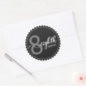 8 maanden Klassieke ronde Sticker (Envelop)