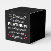 8e bruiloft Jubileum I - Bronze Funny Couple Bedankdoosjes (Achterkant)