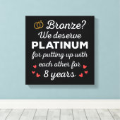 8e bruiloft Jubileum I - Bronze Funny Couple Canvas Afdruk (Insitu (Houten vloer))