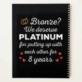 8e bruiloft Jubileum I - Bronze Funny Couple Planner (Achterkant)