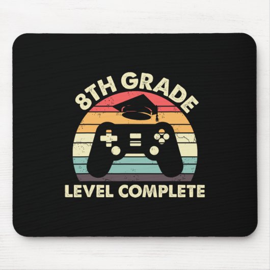 8e Grade Level Complete Afstuderen Gift voor Gamer Muismat (Voorkant)