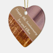 8e Jubileum, Bronze en aardewerk Keramisch Ornament (Links)