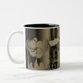 8e Jubileum uit de Bronze Wedding Steampunk Tweekleurige Koffiemok (Links)