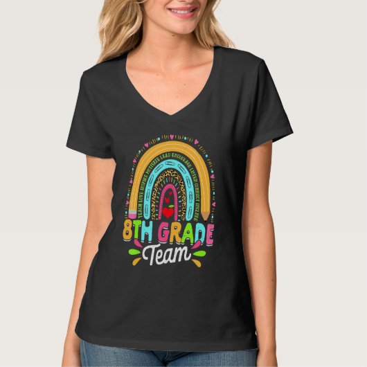 8e loopbaanteamleider regenboog terug naar school t-shirt (Voorkant)