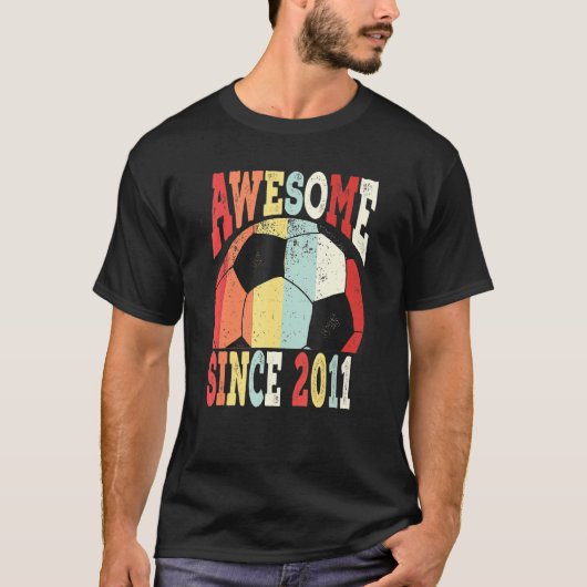  8e Verjaardagsvoetbal Geweldige sinds 2011 Kind T-shirt (Voorkant)