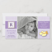 8x4 Paarse Gingham Monogrammed Geboorteaankondigin Aankondiging (Voorkant)