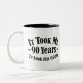 90 jaar duurde het negentig jaar om er zo goed uit tweekleurige koffiemok (Links)