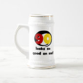 90 ziet er zo goed uit voor mij T-shirts en cadeau Bierpul (Links)