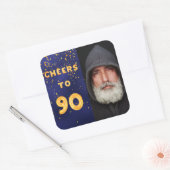 90e verjaardag blauwe goudkaas voor 90 jongens man vierkante sticker (Envelop)