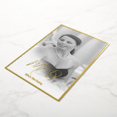 90e verjaardag Elegant Monogram Foto geboortedag Folie Uitnodiging (Gedraaid)