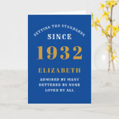 90e verjaardag Geboren in 1932 Blauwe Gold Kaart (Gele Bloem)