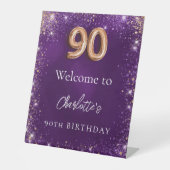 90e verjaardag paarse sparkles welkom reclamebord met voetstuk (Voorkant)