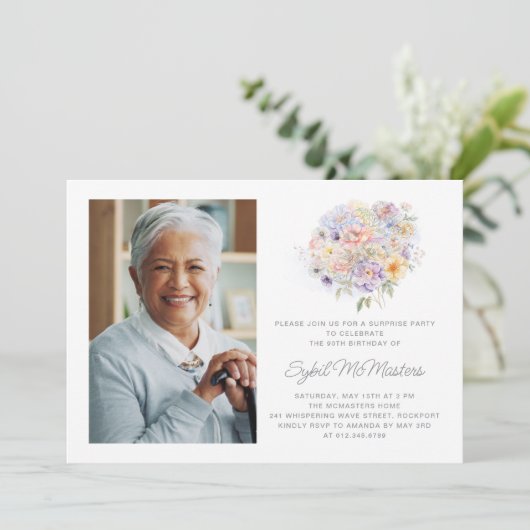 90e verjaardag Surprise Party Bloemenboeket Kaart (Staand voorkant)