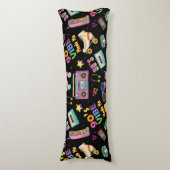 90's Hip Hop Vibes Retro maakte me patroon Lichaamskussen (Voorkant Verticaal)