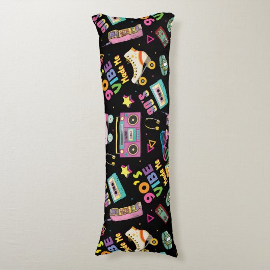 90's Hip Hop Vibes Retro maakte me patroon Lichaamskussen (Voorkant Verticaal)