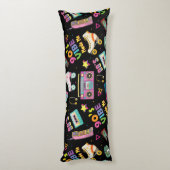 90's Hip Hop Vibes Retro maakte me patroon Lichaamskussen (Achterkant (Verticaal))