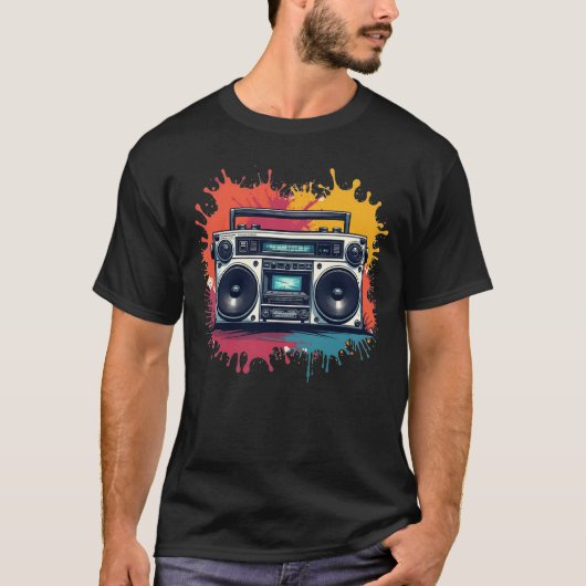 90s Retro Boombox Graphic Muziek T-shirt (Voorkant)