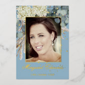 90ste bloemige blauwe elegante foto Verjaardag Folie Uitnodiging (Voorkant)