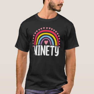 90ste verjaardag Regenboogwaaier 90 jaar oude vrou T-shirt