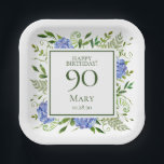 90th Birthday Blue Hydrangeas Papieren Bordje<br><div class="desc">Deze blauwe hydrangea-borden van 90 jaar/brunch 7 inch vierkant papier zijn fantastisch en verbluffend! Met hun waterverf blauwe hydrangeas met vele kussen, wijze natuurlijke groenerie zijn ze perfect voor het vieren van je vrouw, moeder, zus, tante, vriend, grootmoeder, grootmoeder. Door deze sjabloon aan te passen en uw informatie in te...</div>