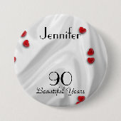 90th Birthday Button / Pin, Small Red Hearts (Voorkant)
