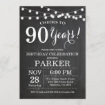 90th Birthday Invitation Chalkboard Kaart<br><div class="desc">90th Birthday Invitation Chalkboard Background met String Lights. Zwart-wit. 13e 15e 16e 18e 21e 30e 40e 50e 60e 70e 90e 100e, elke leeftijd. Volwassen verjaardag. Vrouw of Man Man Birthday Party. Voor verdere aanpassing, te klikken gelieve de knoop "van de Aanpassing het"en ons ontwerphulpmiddel te gebruiken om deze sjabloon te...</div>