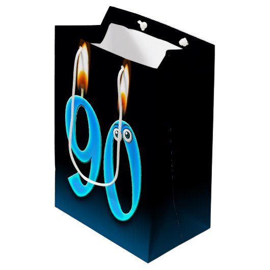 90th Birthday Kandles Medium Gift Bag Cadeauzakje (Voorkant Gekanteld)