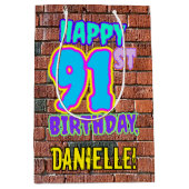 91ste verjaardag: Fun, Urban Graffiti geïnspireerd Medium Cadeauzakje (Voorkant)