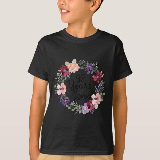 92 Years Loved Floral 92th Birthday Women 92 Years T-shirt (Voorkant)