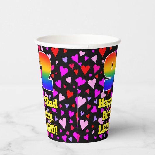 92e verjaardag: Het liefhebbende Kunstpatroon, Reg Papieren Bekers (Rechts)