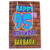 95e verjaardag: Fun, Urban Graffiti geïnspireerd K Medium Cadeauzakje (Voorkant)