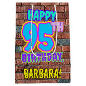 95e verjaardag: Fun, Urban Graffiti geïnspireerd K Medium Cadeauzakje (Achterkant)