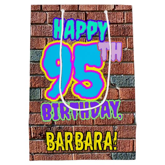 95e verjaardag: Fun, Urban Graffiti geïnspireerd K Medium Cadeauzakje (Achterkant)