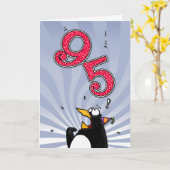 95e verjaardag - Penguin Surprise Kaart (Gele Bloem)