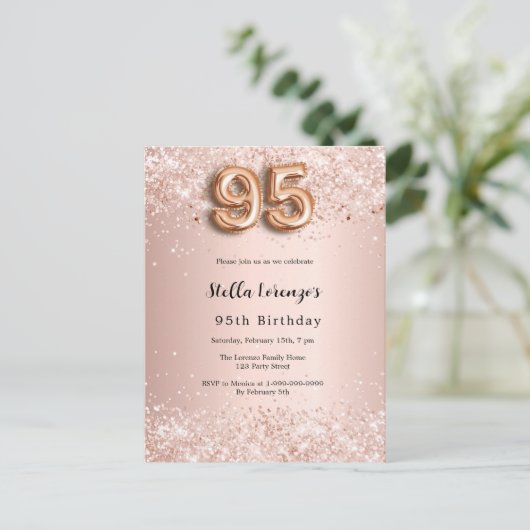 95e verjaardag roos goud roze uitnodiging briefkaart (Staand voorkant)