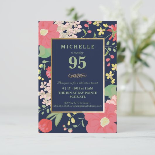 95th Birthday Invitation - Gold, Elegant Floral Kaart (Staand voorkant)
