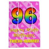 96e verjaardag: leuke roze harten strepen; regenbo medium cadeauzakje (Achterkant)