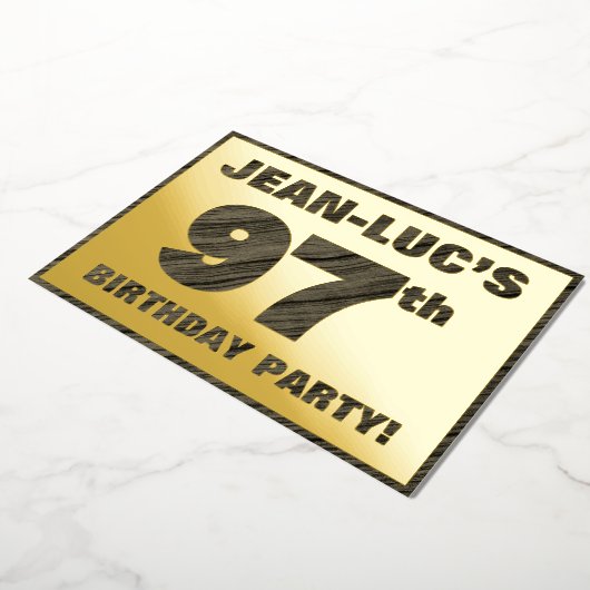 97e Birthday Party — Vette, Faux Hood Grain Text Folie Uitnodiging (Gedraaid)