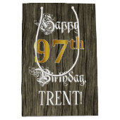 97e verjaardag: Faux Gold look & Faux Wood Pattern Medium Cadeauzakje (Voorkant)