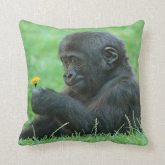 #9- Gorilla met dandelion Kussen