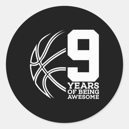 9 JAAR GEWELDIGE BASKETBAL ZIJN 9E VERJAARDAG RONDE STICKER (Voorkant)