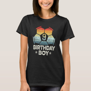 9 Jaar Oud Voetballer 9e Verjaardag Jongen Negende T-shirt