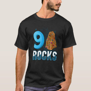 9 jaar oude rots op aarde op geboorte 9de verjaard t-shirt