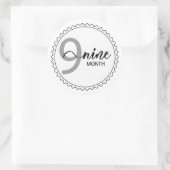 9 maanden Klassieke ronde Sticker (Tas)